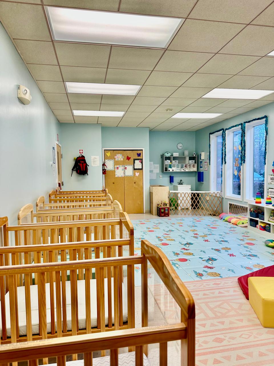 Infant room environment 7